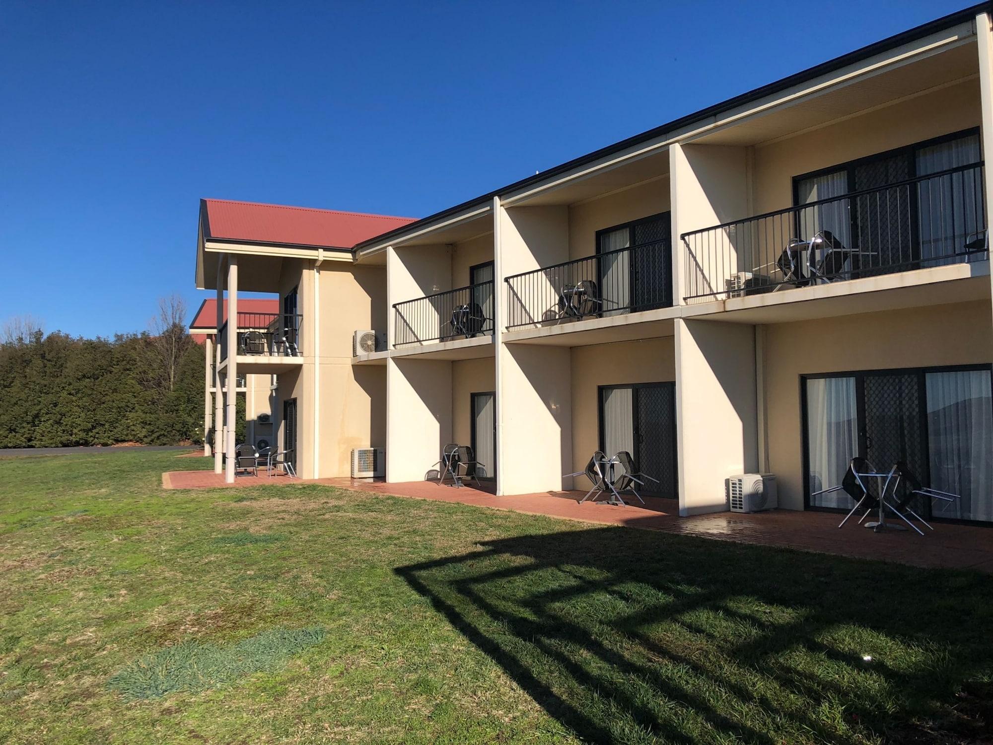 Turners Vineyard Motel Ориндж Екстериор снимка